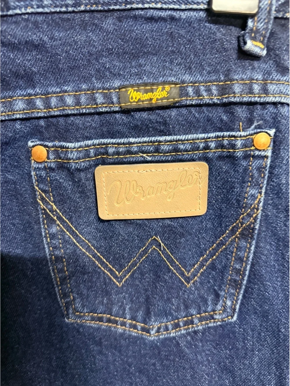 Wrangler youth Slim Fit Dark Blue Denim Jeans Size 16